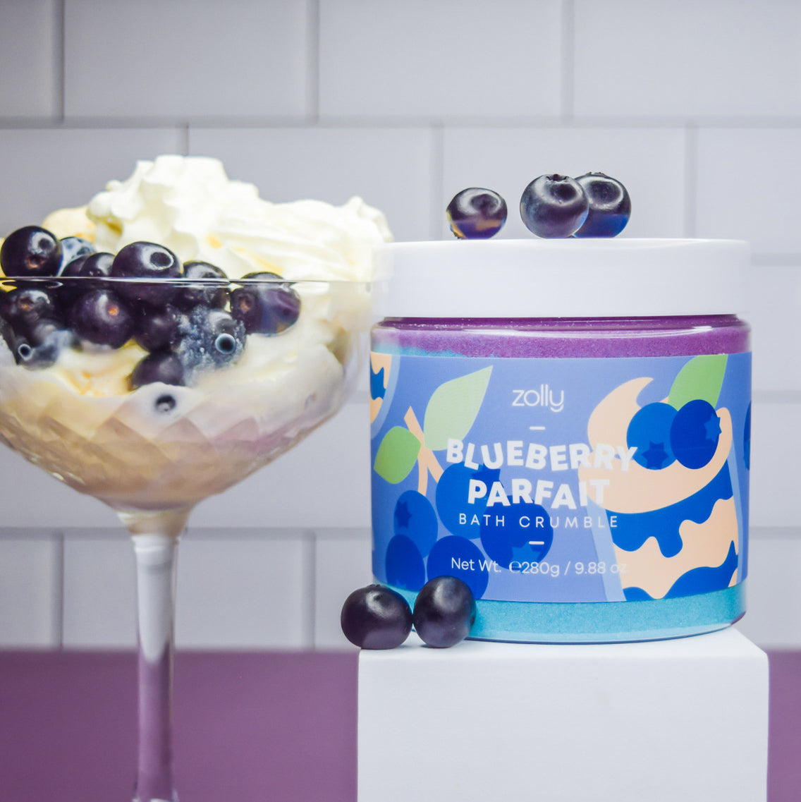 Heidelbeer-Parfait-Bad-Crumble
